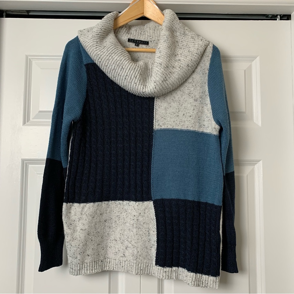 Funsport Colour-block  Cowl Neck Long SleeveSweater in Blue and Grey Hues Size S